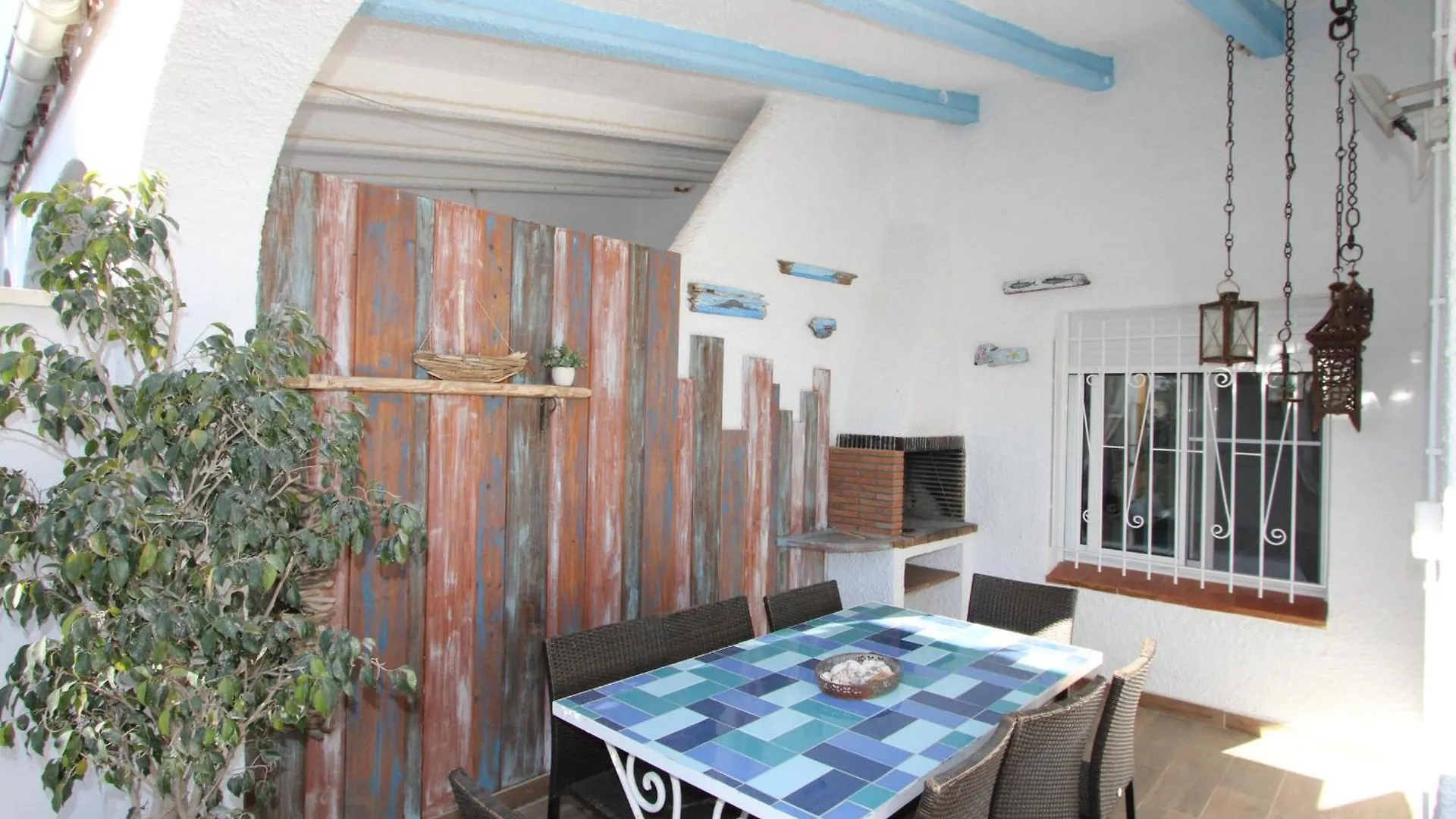 Casa Cerca Del Mar Con Piscina, Aire Acondicionado, Wifi, Admite Mascotas Y Playa Para Perros - Es-184-9 Riumar 0*,