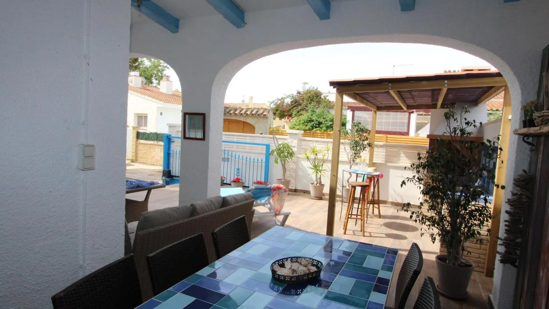 Casa Cerca Del Mar Con Piscina, Aire Acondicionado, Wifi, Admite Mascotas Y Playa Para Perros - Es-184-9 Riumar