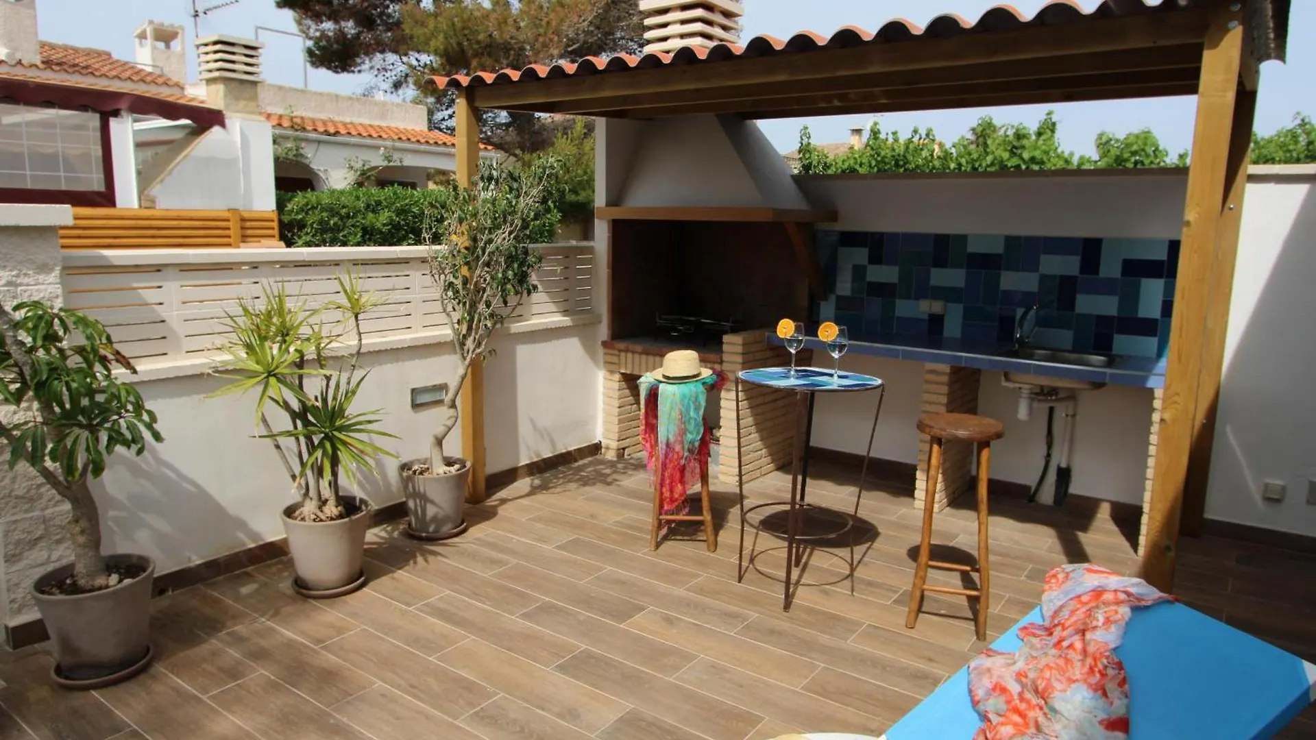 Casa Cerca Del Mar Con Piscina, Aire Acondicionado, Wifi, Admite Mascotas Y Playa Para Perros - Es-184-9 Riumar 0*,  Spain