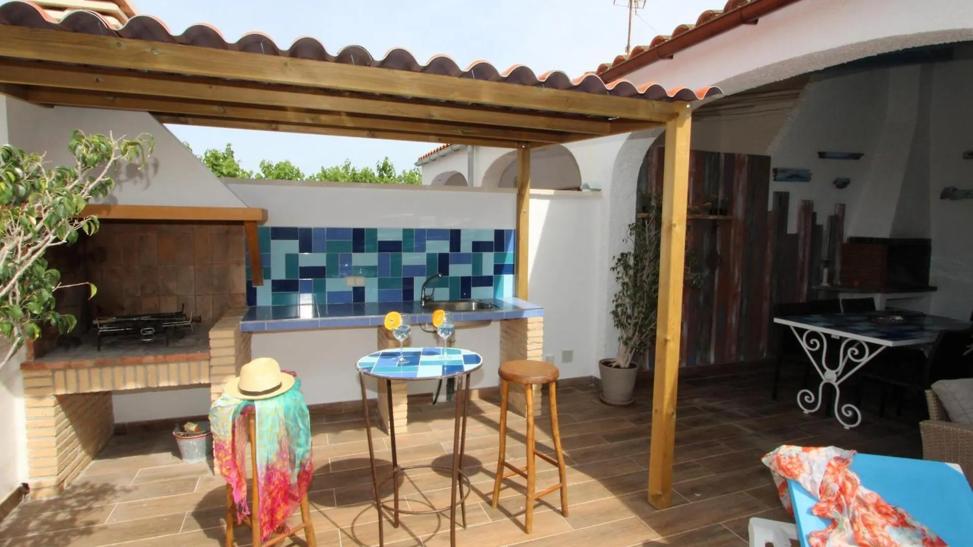 Casa Cerca Del Mar Con Piscina, Aire Acondicionado, Wifi, Admite Mascotas Y Playa Para Perros - Es-184-9 Riumar Holiday home